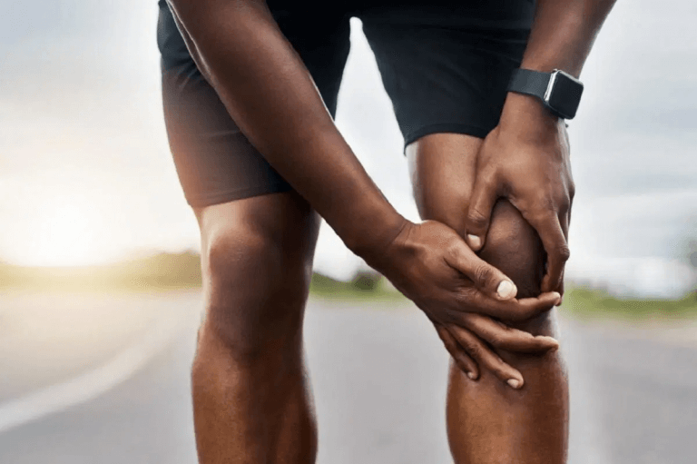Distensao muscular o que e sintomas e tratamento