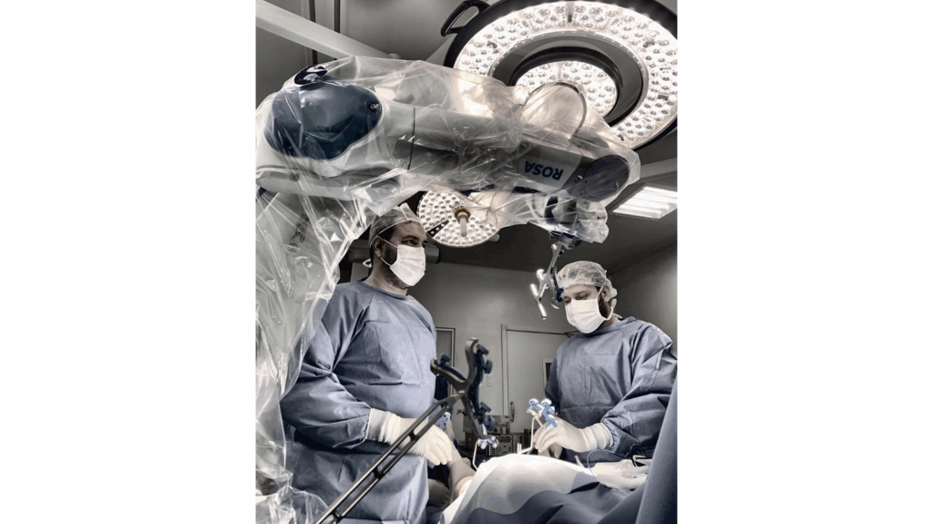 O Robô Faz a Cirurgia Sozinho? Entenda Como Funciona a Cirurgia Robótica de Joelho